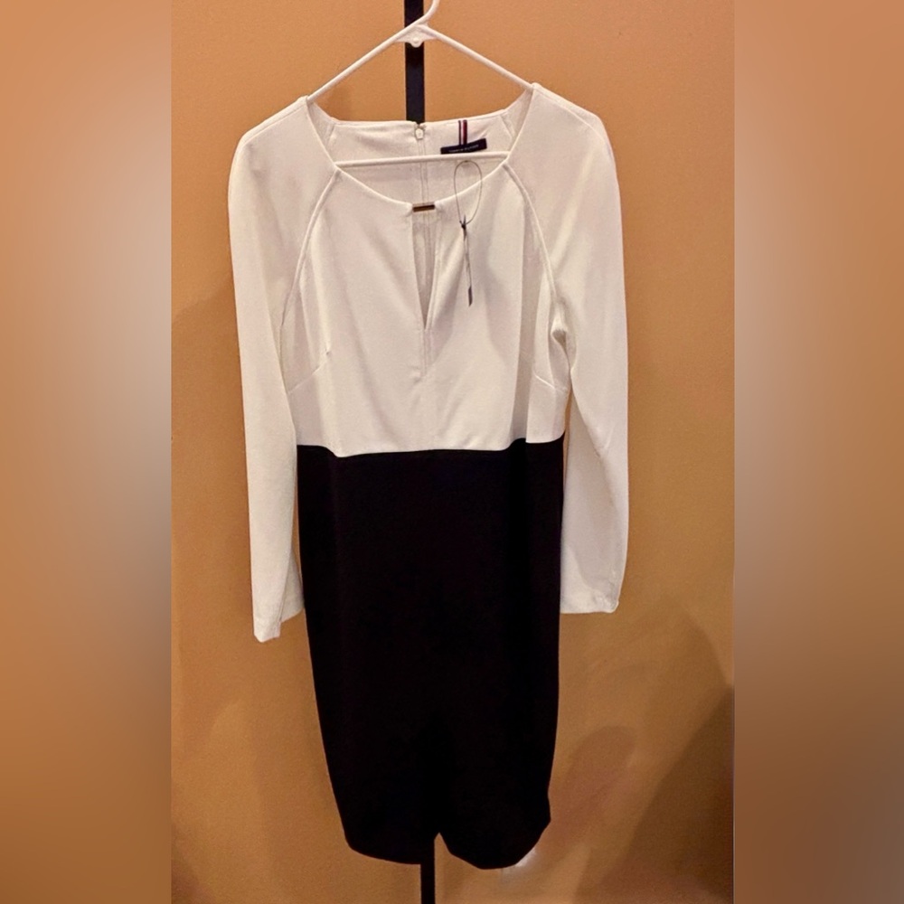 New Tommy Hilfiger Black & White Long Sleeved Dress Size 14